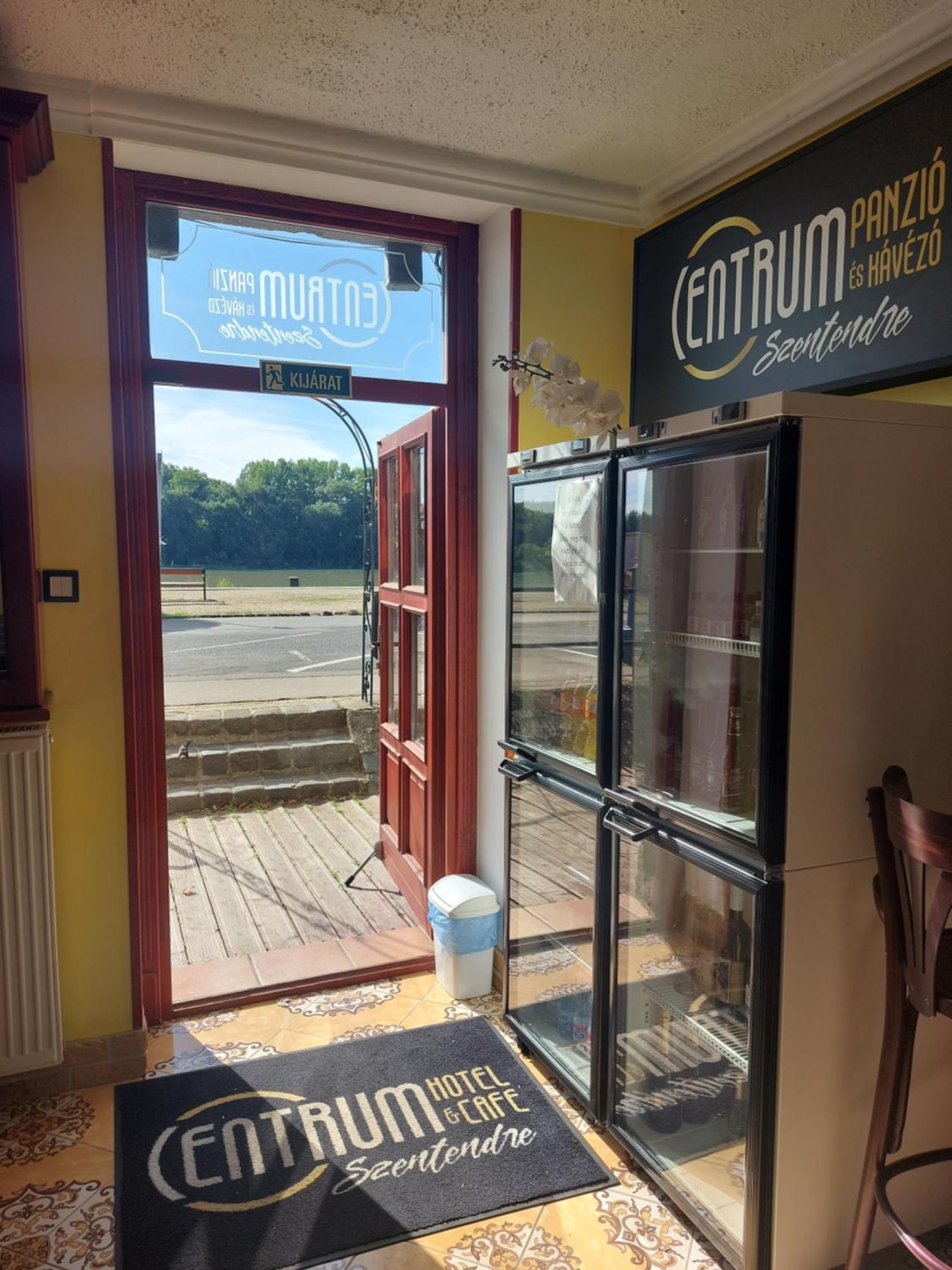 Centrum Panzio センテンドレ エクステリア 写真